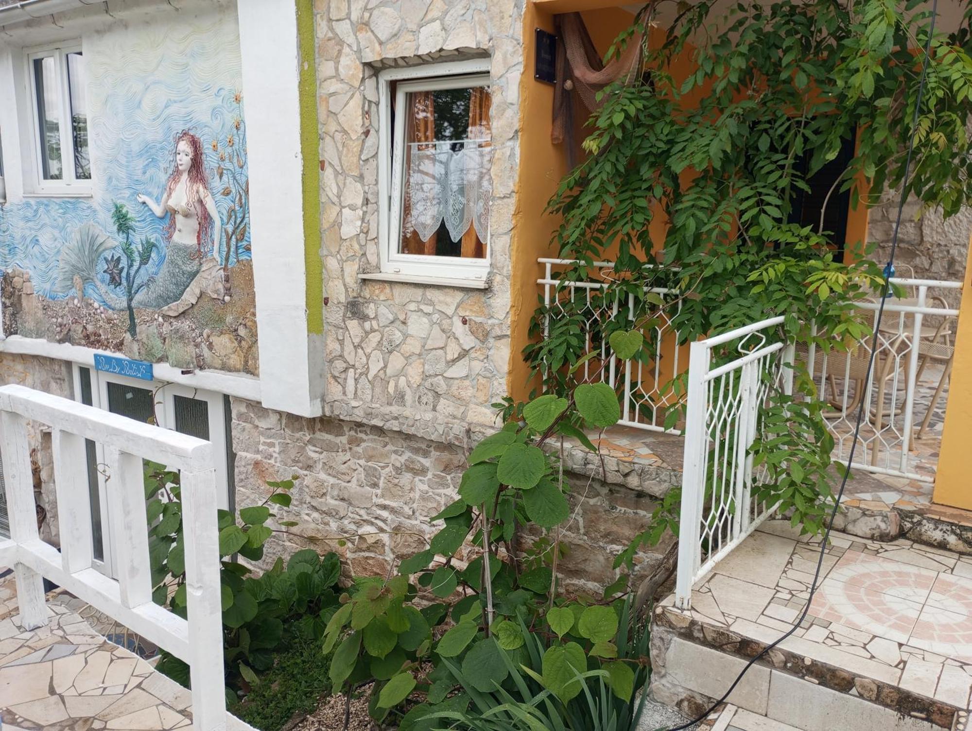 Apartman Sirena Pican Luaran gambar